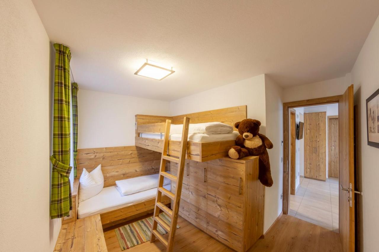 Hotel Garni Angerer Lutago Buitenkant foto