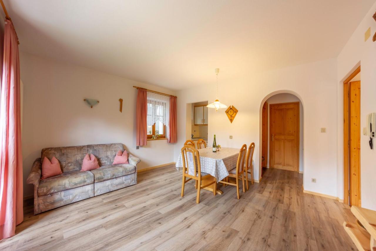 Hotel Garni Angerer Lutago Buitenkant foto